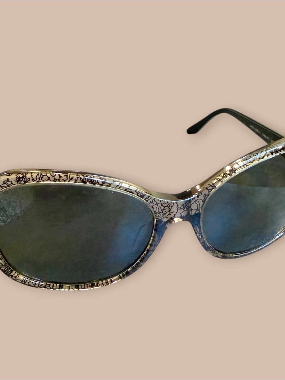 Versace Sunnies in Black & Gray Pattern, Oval Sunglasses, Versace Medusa Sleeve - Picture 16 of 16